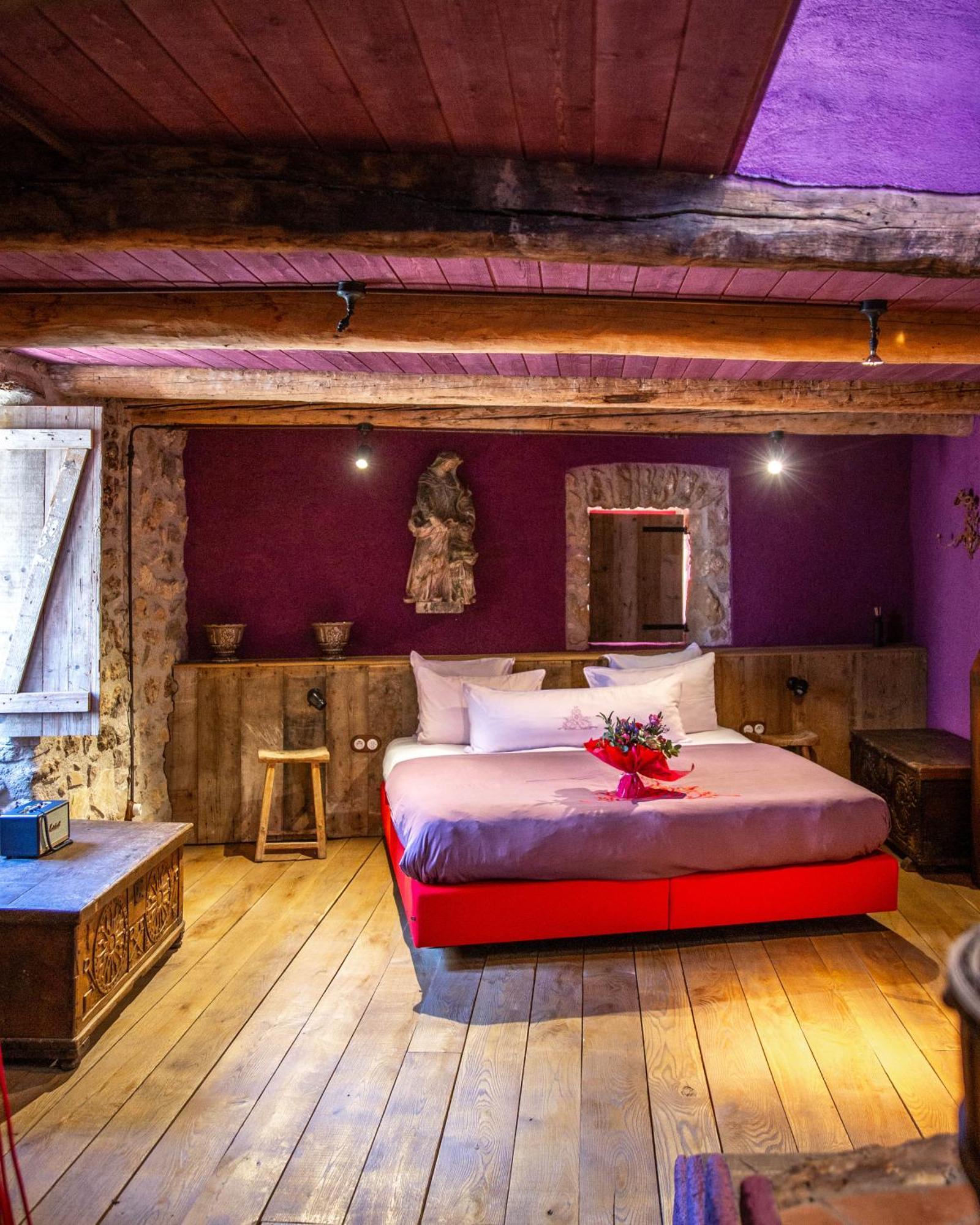 Village Castigno - Wine Hotel & Resort Assignan Luaran gambar